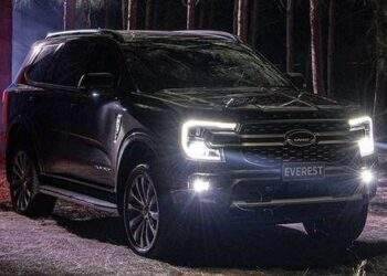 'Trùm cuối' Ford Everest Platinum V6 có giá gần 1,6 tỉ đồng