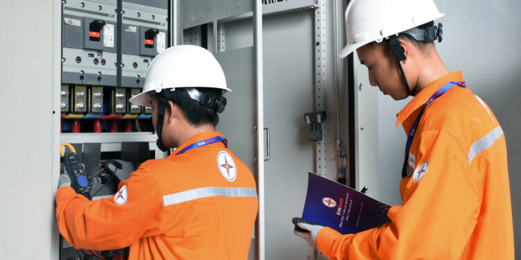 Điện lực Hà Nội chuẩn bị loạt giải pháp tiết kiệm điện