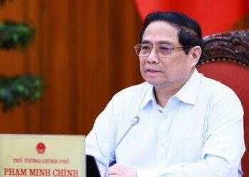 Làm gì cũng không được để người dân lo thiếu điện, không "tăng giá điện giật cục"