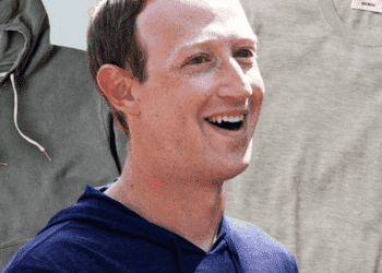 Mark Zuckerberg bắt đầu cuộc chơi với thời trang?