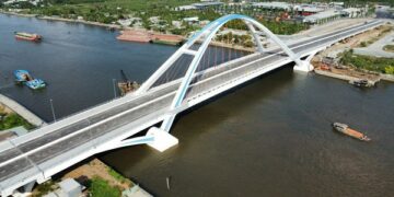 Ngày mai 26/4, sẽ thông xe cầu Trần Hoàng Na bắc qua sông Cần Thơ