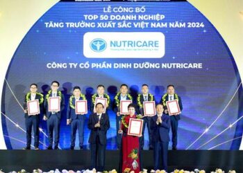 Nutricare lần thứ hai góp mặt trong Top 50 doanh nghiệp tăng trưởng xuất sắc Việt Nam