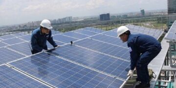 Phát triển điện mặt trời mái nhà tự sản, tự tiêu phải phù hợp với quy hoạch điện quốc gia