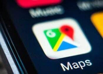 Tại sao Google Maps hiển thị hình tròn ở điểm định vị?