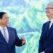 Thủ tướng Chính phủ đề nghị Tim Cook đưa doanh nghiệp Việt Nam vào sâu chuỗi giá trị của Apple