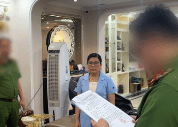 Tiền đổ về nhờ trả lãi kiểu ponzi