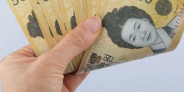 Đồng Won giảm mạnh nhất kể từ cuộc khủng hoảng tài chính toàn cầu 2008