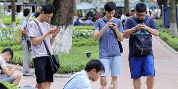 Người Việt ngày càng "nghiện" mạng xã hội, Facebook đứng "đầu bảng"