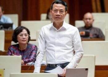 Bộ trưởng Nguyễn Mạnh Hùng: 6 giải pháp ngăn chặn vấn nạn lừa đảo trực tuyến