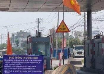 Chưa vận hành, mới công bố giá thu phí, doanh nghiệp đã… “khóc thét”