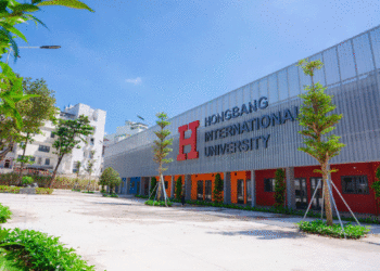 Rao bán 2 trường đại học trăm triệu USD, Nguyễn Hoàng Group lớn cỡ nào?