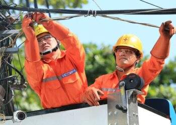 Thực hư thông tin "kêu gọi doanh nghiệp phía bắc giảm 30% mức sử dụng điện"