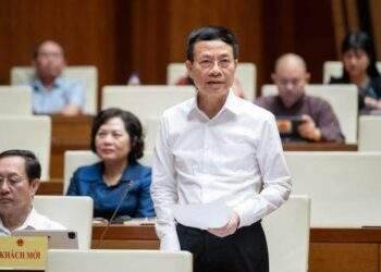 Bộ trưởng Nguyễn Mạnh Hùng: Phát triển các công cụ số để quản lý thương mại điện tử