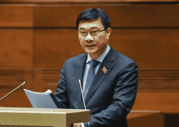 Có thể "xử lý hình sự" nếu vi phạm đấu giá, cấm "vợ, chồng, anh em ruột" cùng tham gia