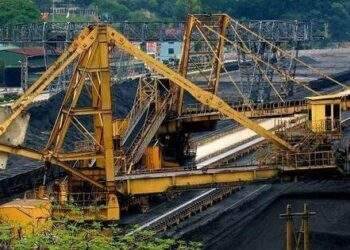 Giao tổng doanh thu cho TKV hơn 178 nghìn tỷ đồng