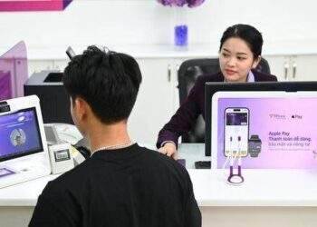 Khách hàng chưa có CCCD gắn chip, người nước ngoài và phẫu thuật thẩm mỹ chuyển tiền thế nào từ 1/7?