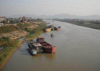 Phê duyệt phương án hộ đê, xử lý sạt trượt năm 2024