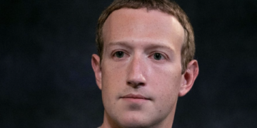 Ông chủ Mark Zuckerberg bị thiệt hại bao nhiêu tiền?