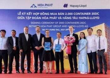 Hòa Phát cung cấp container 'Made in Vietnam' cho Hãng tàu Hapag-Lloyd