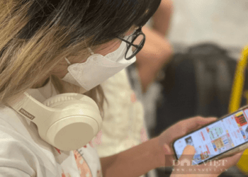 Người Việt dùng mạng xã hội, app để nghiên cứu trước rồi mới quyết định "xuống tiền" mua hàng
