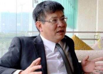 Nơi độc quyền như xăng dầu hàng không thì Nhà nước lại thả nổi hoàn toàn
