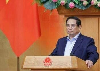Quyết tâm bảo vệ cán bộ dám nghĩ, dám làm vì lợi ích chung