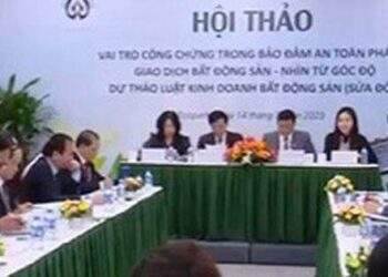 Sàn giao dịch bất động sản không thể "làm thay" công chứng