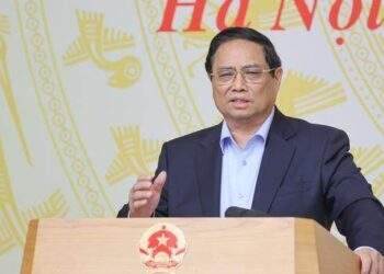 Thủ tướng: Cần mạnh dạn "tăng tốc", "bứt phá" trong chuyển đổi số