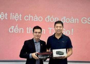 Từ lần 1 sang Trung Quốc học làm VinBus, CEO Xanh SM tiếp tục đến nước bạn học công ty gọi xe thuần điện có 1 triệu chiếc