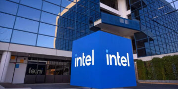 Vì sao Intel, LG không chọn Việt Nam để đầu tư tiếp dự án tỷ USD?