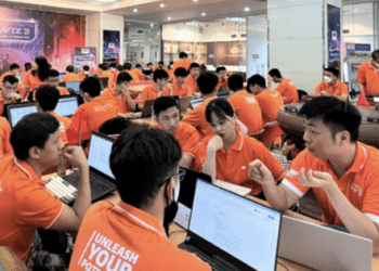 Việc làm và mức lương ngành công nghệ thông tin năm 2024 hấp dẫn ra sao?