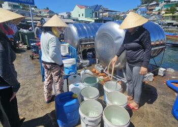 Vỡ hệ thống ống nước sách tại đảo Trí Nguyên, khi nào sửa chữa xong?