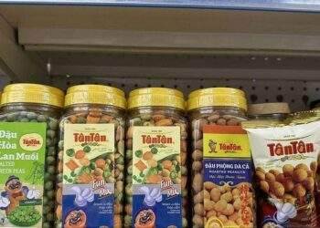 Bất ngờ ‘ông chủ’ đậu phộng Tân Tân; công ty nhà 'đại gia kim cương' bị phạt