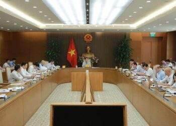Cần có chính sách hỗ trợ cho nhà đầu tư trạm/trụ sạc điện về đất đai, quy hoạch, thuế, phí