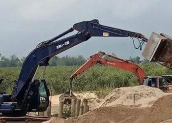 "Chạy đua" tìm cát cho các dự án giao thông trọng điểm