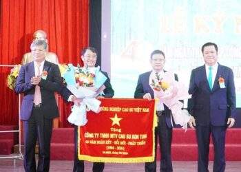 Công ty Cao su Kon Tum đóng ngân sách trên 50 tỉ đồng mỗi năm