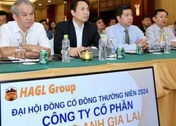 Công ty của bầu Đức lại bị nghi ngờ về khả năng hoạt động liên tục