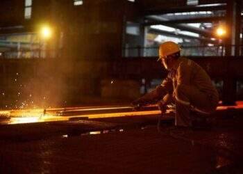 Construction material suppliers look towards strong rise in 2022