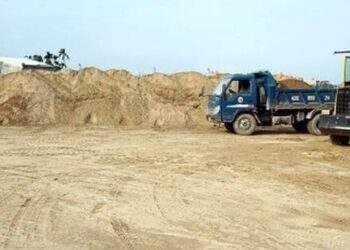 DN phải trả tiền mặt với giá cắt cổ, không hoá đơn