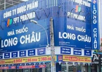 Động thái đầu tiên cho việc bán cổ phần chuỗi nhà thuốc đang tăng trưởng phi mã?