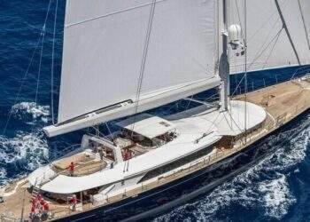 Inside the sunken superyacht of ‘British Bill Gates’