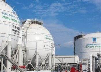 Nguồn điện "tương lai" muốn bán trực tiếp tới người dùng, không qua EVN