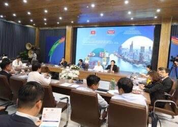 Tháo gỡ điểm nghẽn về sản xuất, chế biến, chế tạo, hút vốn đầu tư nước ngoài