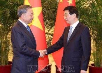 Thúc đẩy kết nối chiến lược "vành đai con đường" với "hai hành lang, một vành đai"