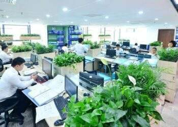 Vai trò của công nghệ thông tin trong quá trình hiện đại hóa công tác văn phòng ở Việt Nam