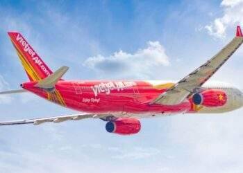 Vietjet đón hành khách thứ 200 triệu, công bố đường bay Ahmedabad