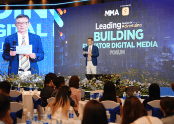 400 businesses attend elevator digital media forum