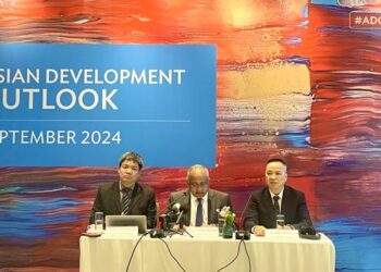 ADB dự báo tăng trưởng của Việt Nam đạt 6% trong năm 2024