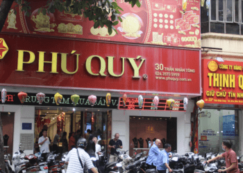 Giá vàng lập đỉnh, cửa hàng bán giới hạn 1-3 chỉ vẫn thông báo hết sau 10 phút