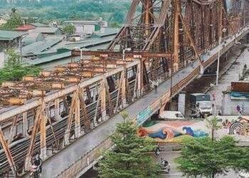 Hà Nội tập trung ứng phó với lũ lớn trên các sông